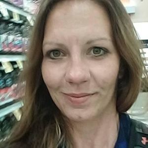 Meet your Posher, Nikole